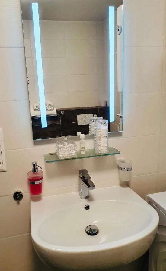 Vaclavov u Bruntalu Apartman U Sedmikrasky מראה חיצוני תמונה